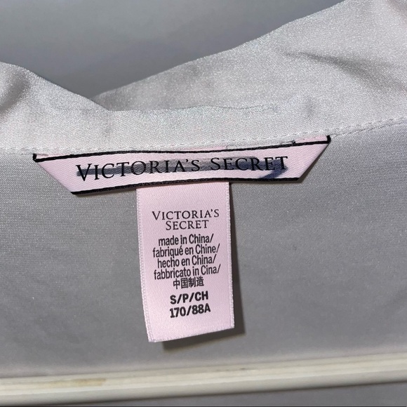 Victoria's Secret Robe Lace Trim Short Lounge Sleepwear Top Open Front Notched - Picture 2 of 6